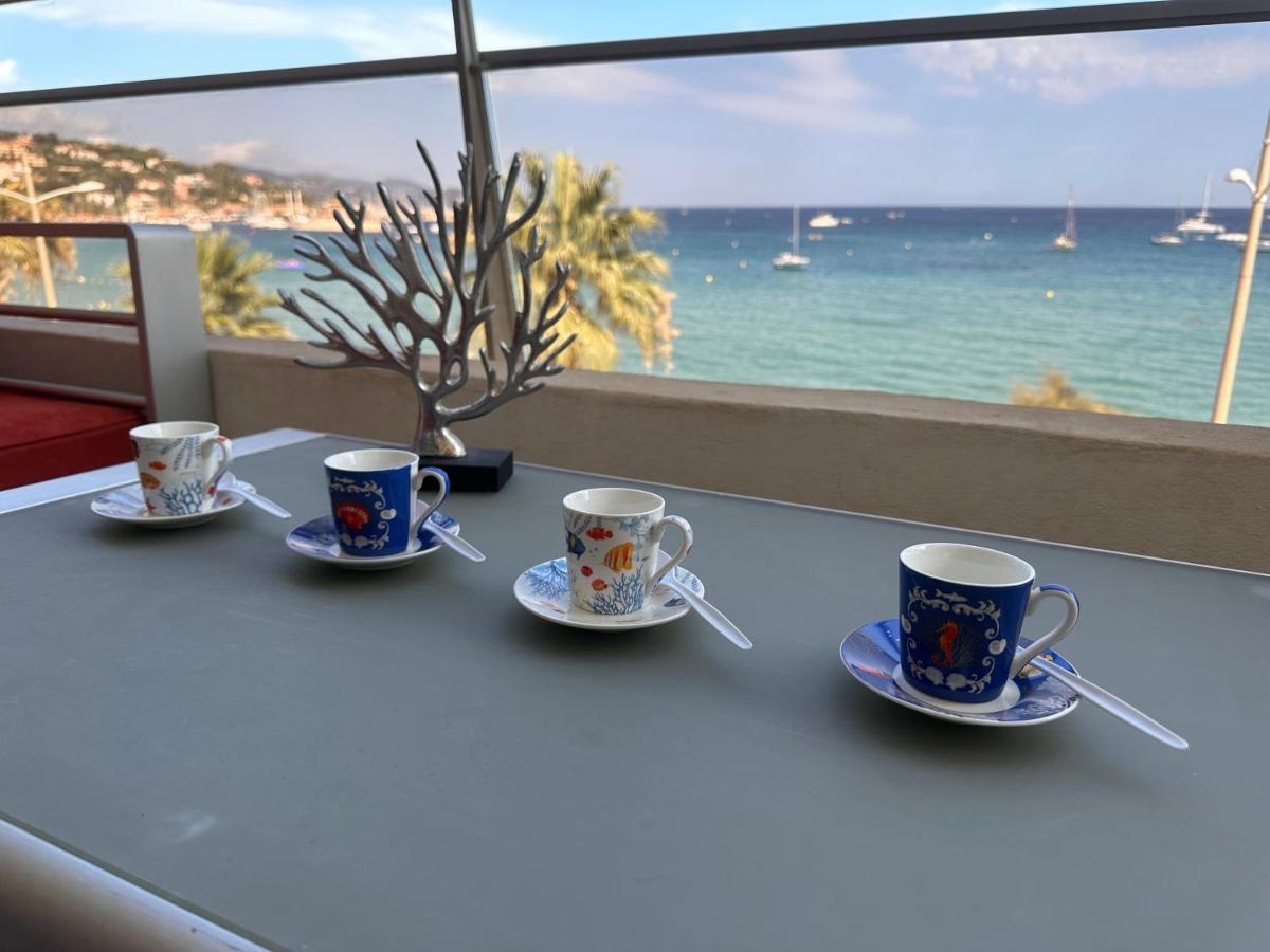 Premium Sea Front Apartment Le Lavandou Exterior foto