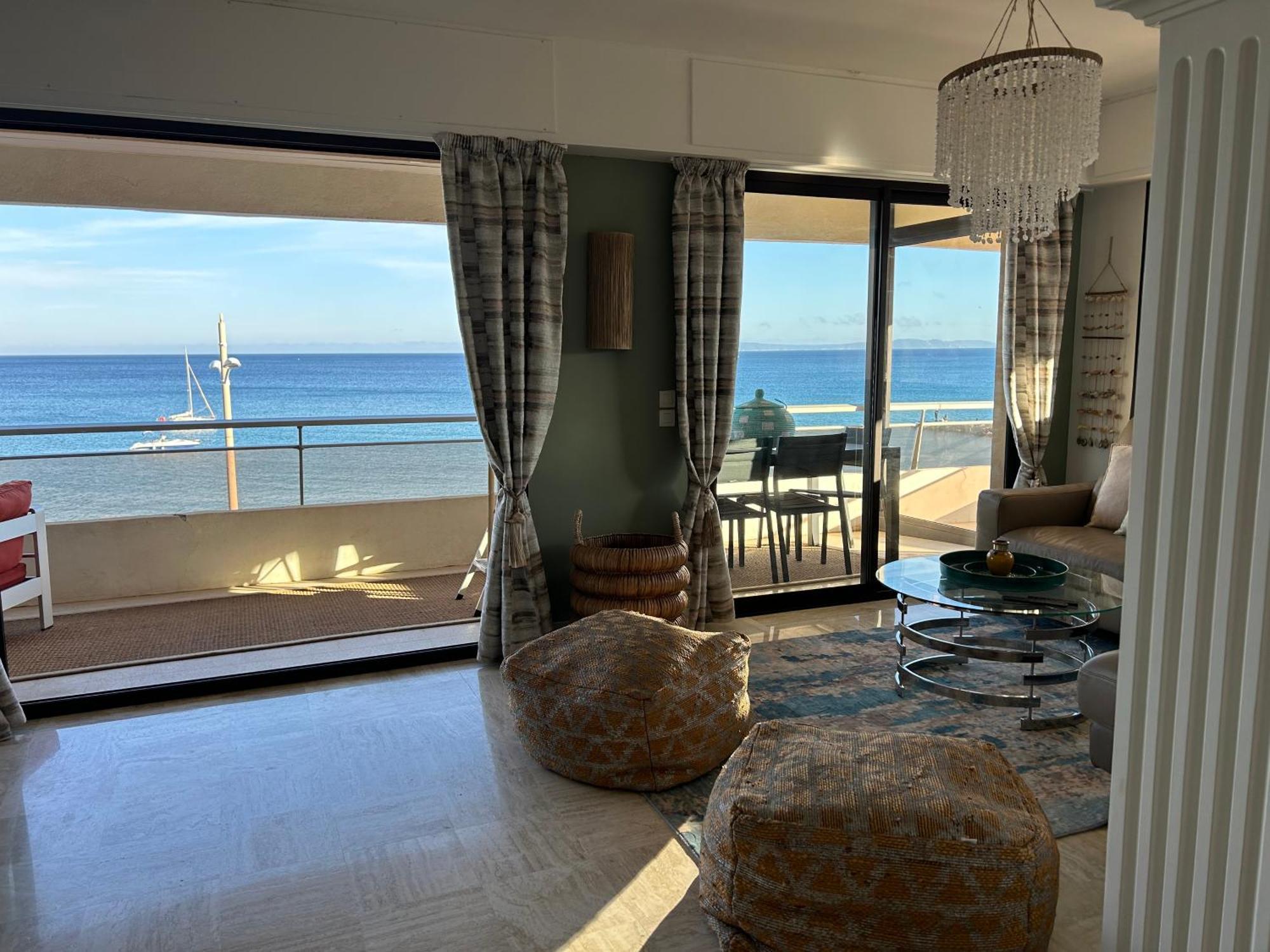 Premium Sea Front Apartment Le Lavandou Exterior foto