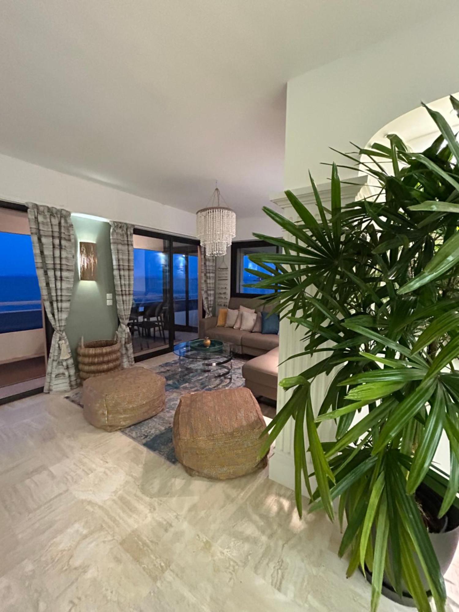 Premium Sea Front Apartment Le Lavandou Exterior foto